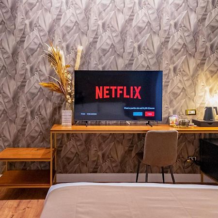 Navona Comfort Rooms Рим Екстер'єр фото